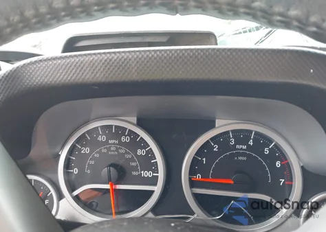 2008 Jeep Wrangler Unlimited Sahara из США, поврежденный, VIN 1J4GA59168L624524